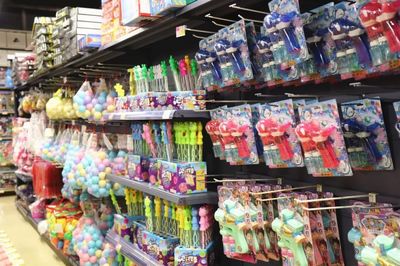 老南宁的秘密基地 市中心批发市场十年如一日，文具用品便靓正，一件也是批发价！